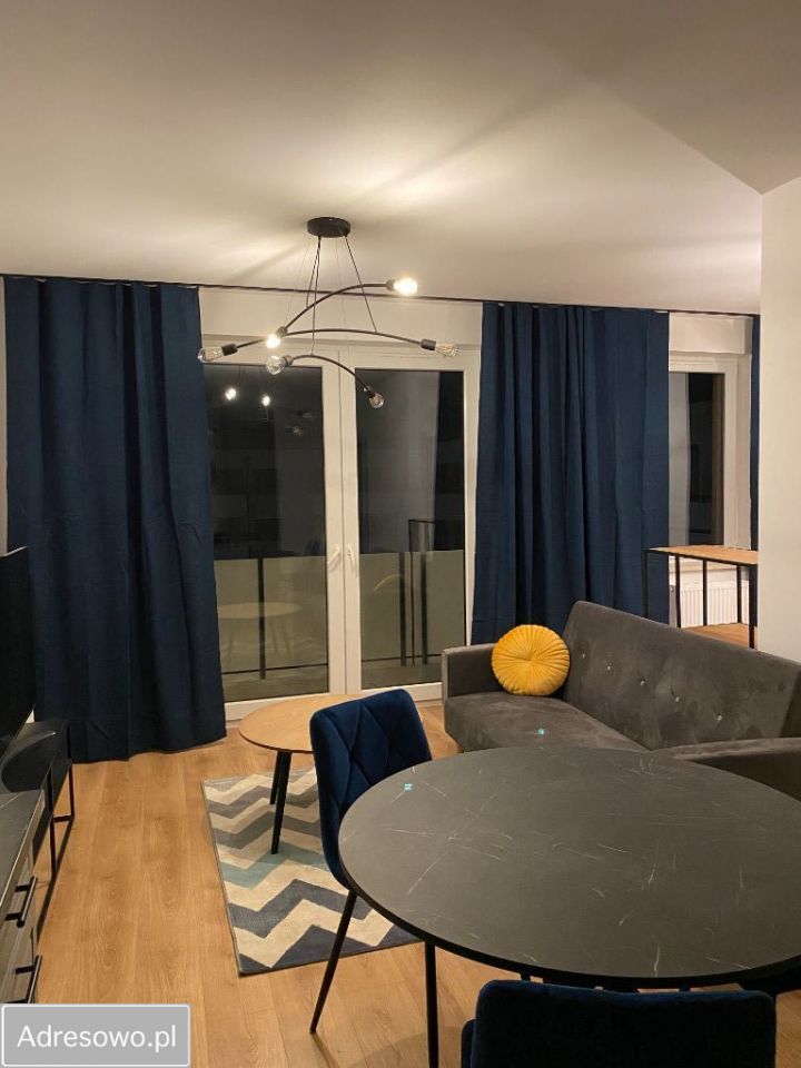 Mieszkanie 3-pokojowe Wrocław Maślice, ul. Węgliniecka. Zdjęcie 1