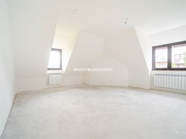 dom wolnostojący, 5 pokoi Krzyszkowice. Zdjęcie 26