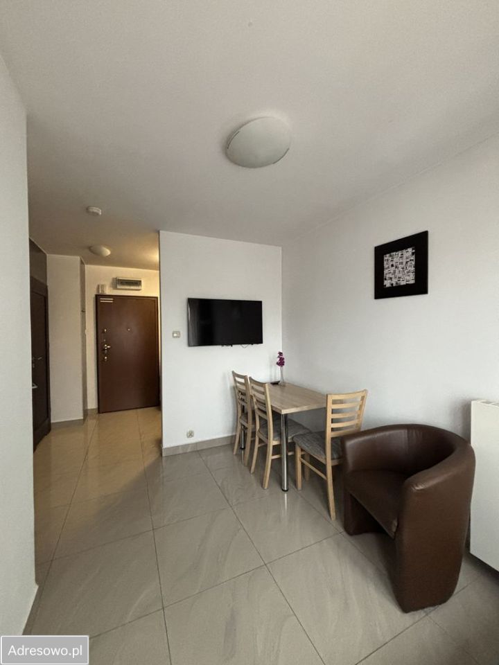 Mieszkanie 2-pokojowe Kraków Nowa Wieś, ul. Czarnowiejska. Zdjęcie 1