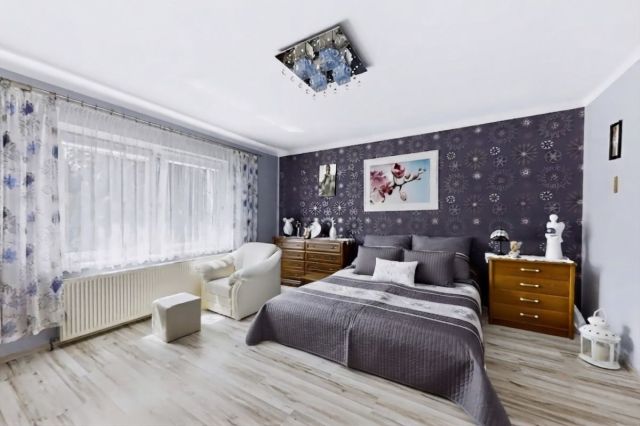dom wolnostojący, 3 pokoje Prawda. Zdjęcie 1