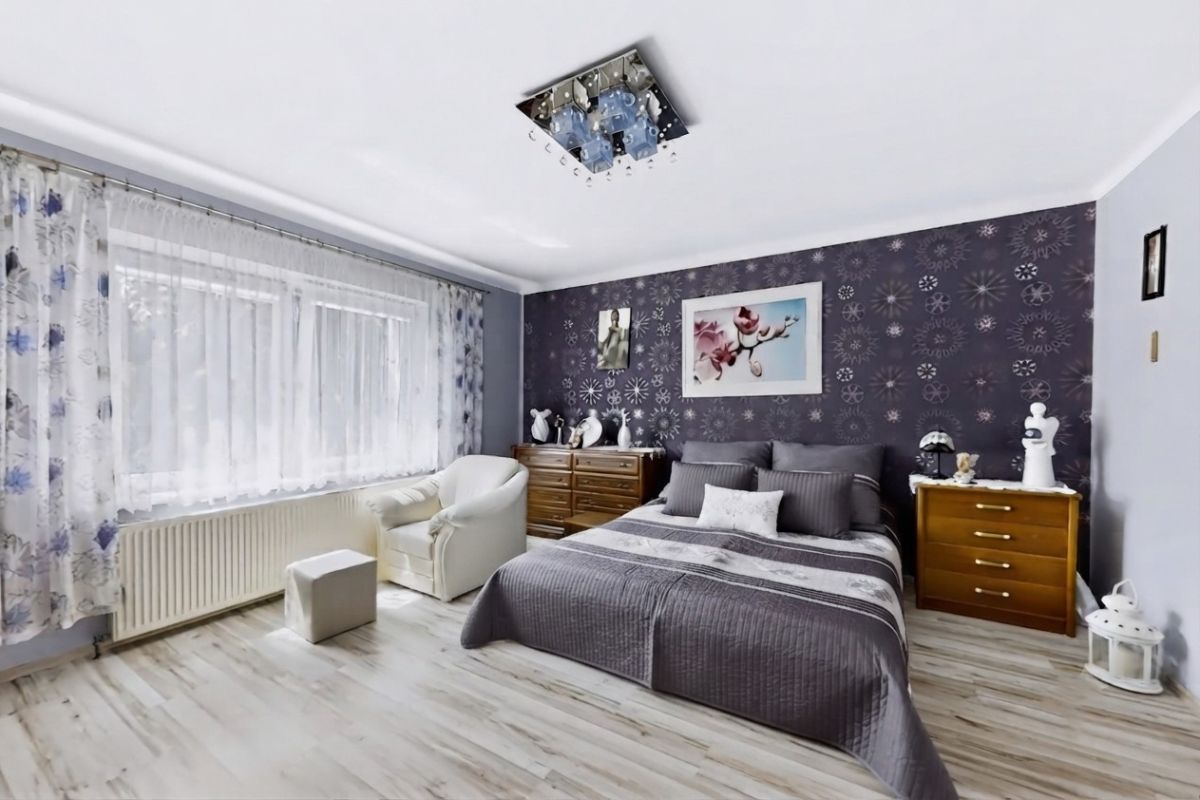 dom wolnostojący, 3 pokoje Prawda. Zdjęcie 1