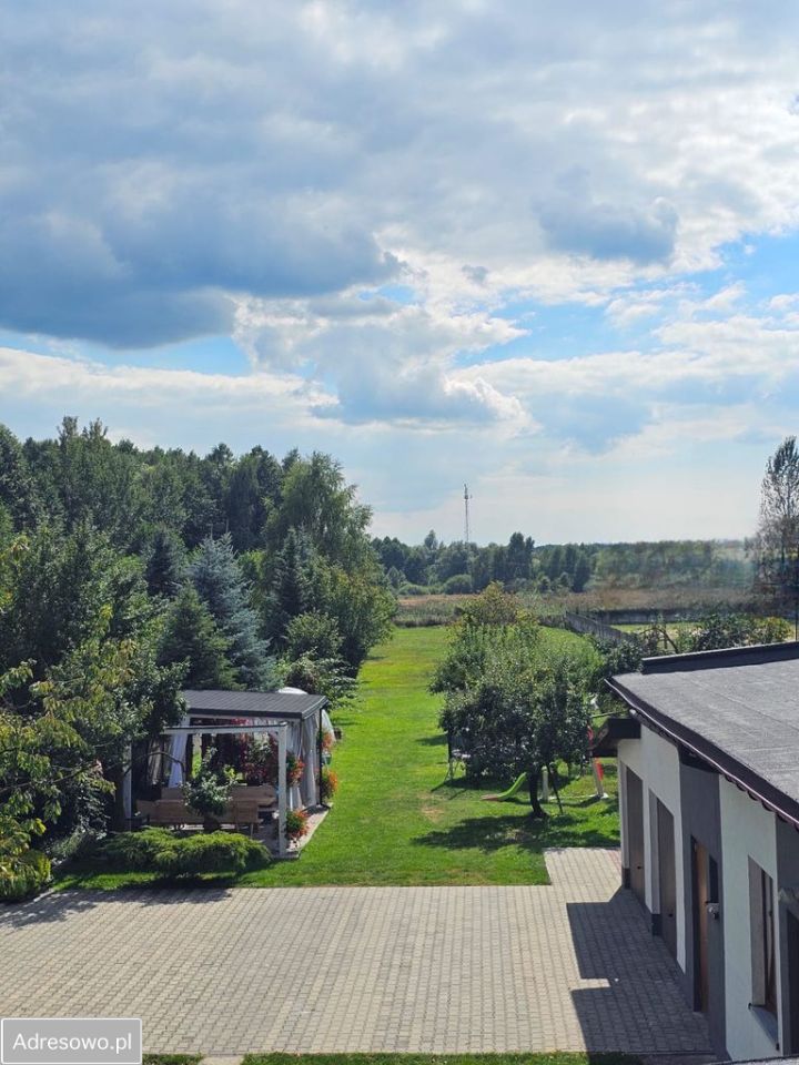 dom wolnostojący, 5 pokoi Zelów. Zdjęcie 5