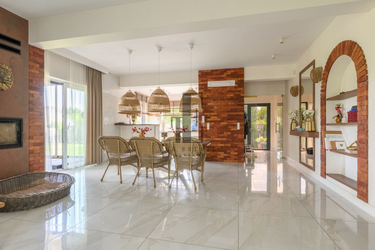 dom wolnostojący, 5 pokoi Łajski. Zdjęcie 4