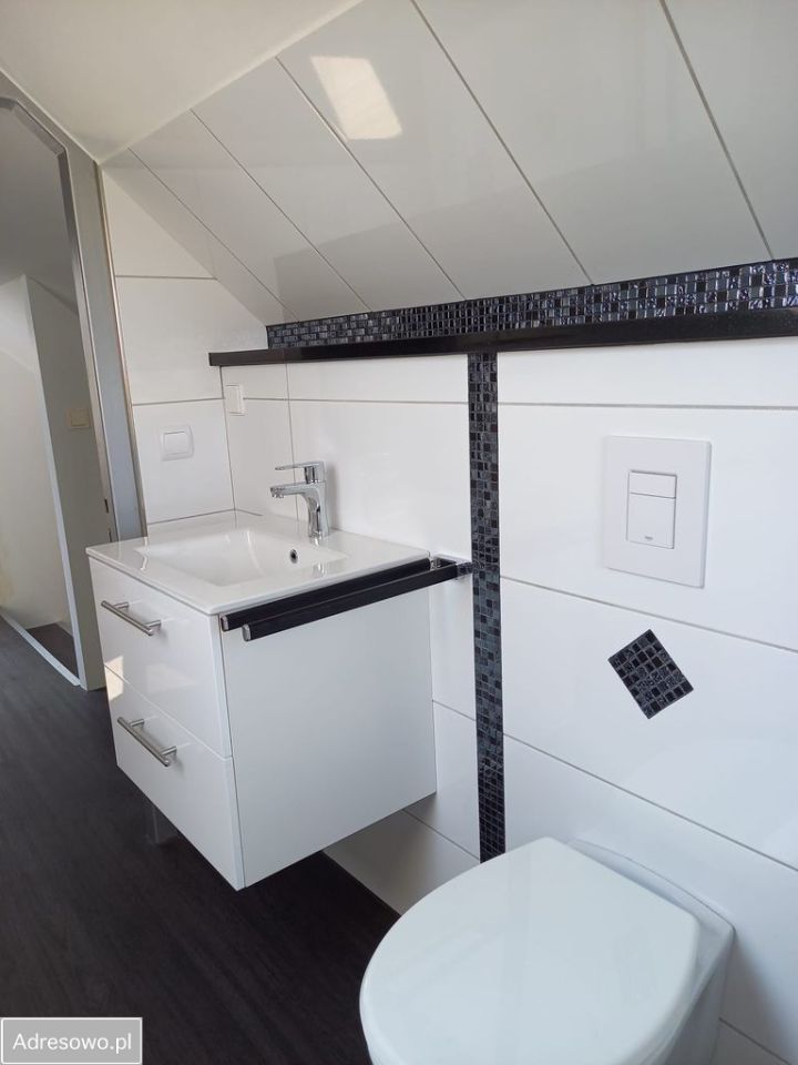 dom wolnostojący, 7 pokoi Pogórze, ul. Hugona Kołłątaja. Zdjęcie 3