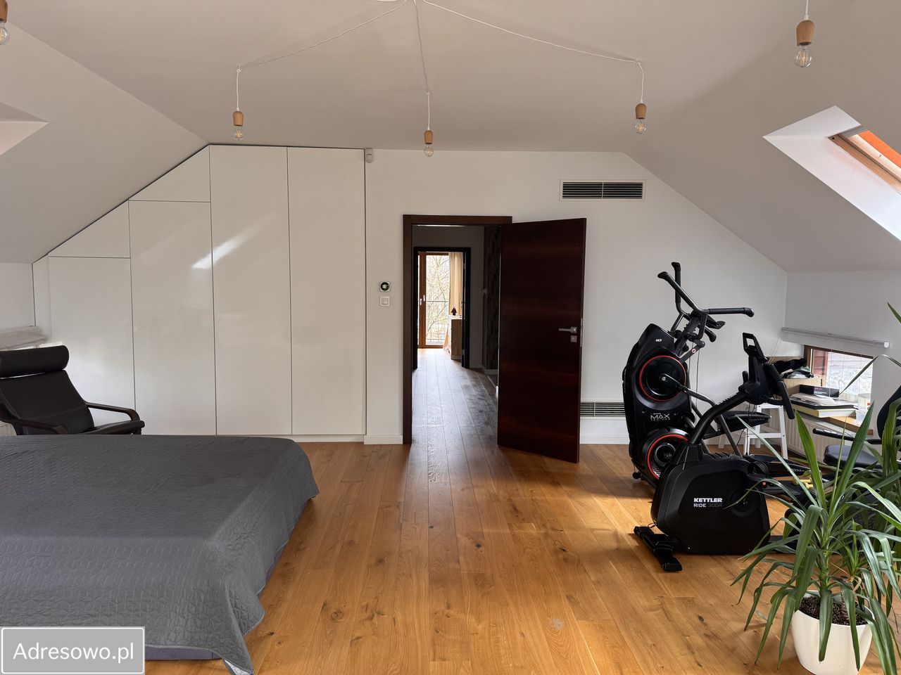 dom wolnostojący, 5 pokoi Ochojno, ul. Słowiańska. Zdjęcie 17