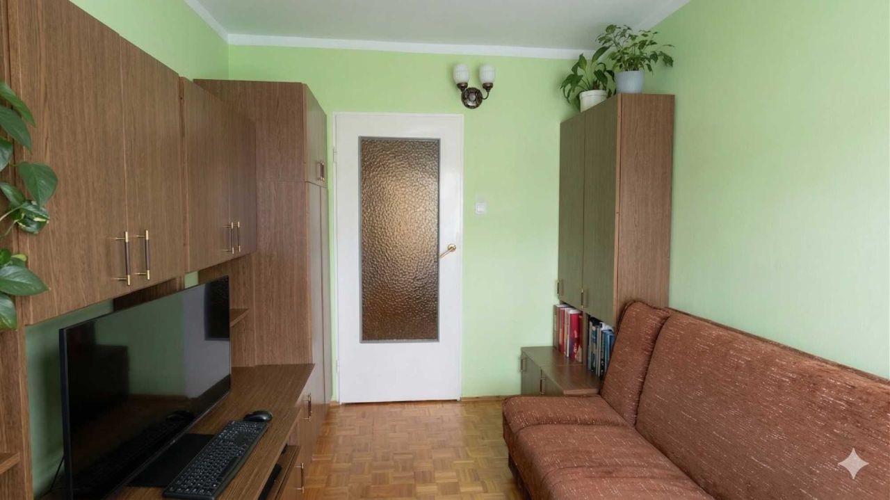 Mieszkanie 2-pokojowe Bełchatów, os. Okrzei. Zdjęcie 3