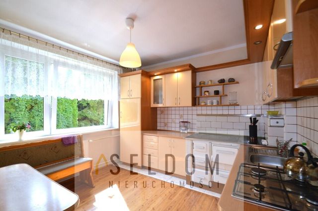 dom wolnostojący, 7 pokoi Domaszowice. Zdjęcie 14