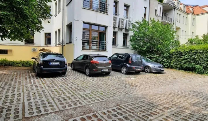 Biuro Wrocław Południe, pl. Powstańców Śląskich