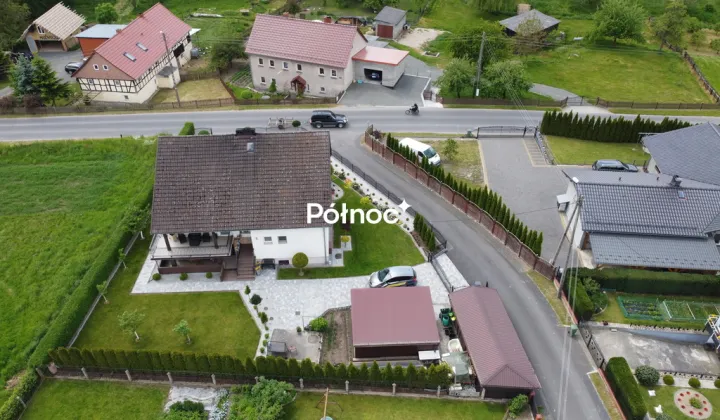 dom wolnostojący, 6 pokoi Gościszów