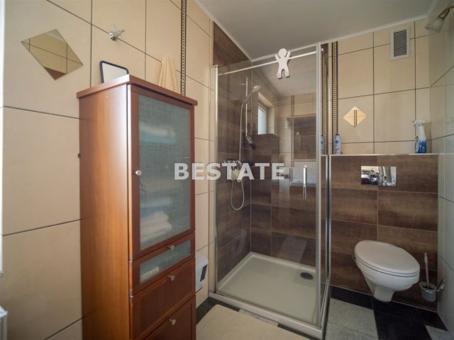 bliźniak, 6 pokoi Tarnów Krzyż. Zdjęcie 3