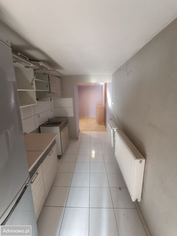 dom wolnostojący, 5 pokoi Godzikowice. Zdjęcie 15