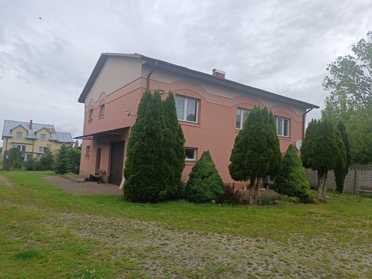 dom wolnostojący, 5 pokoi Wolanów, ul. Kolejowa. Zdjęcie 4