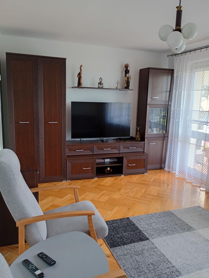 Mieszkanie 3-pokojowe Starachowice Skałka, ul. Gliniana. Zdjęcie 1