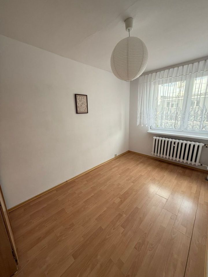 Mieszkanie 3-pokojowe Chorzów. Zdjęcie 6