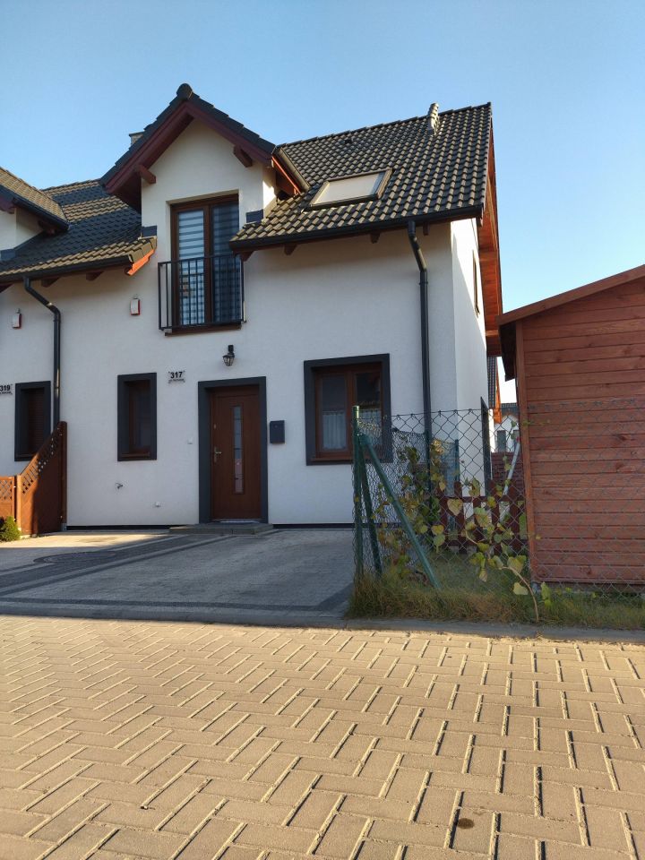 dom szeregowy, 4 pokoje Błażejewo, os. Osiedle Przylesie