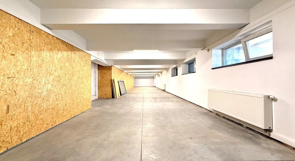 Hala/magazyn Rzeszów Staroniwa, ul. Tadeusza Boya-Żeleńskiego