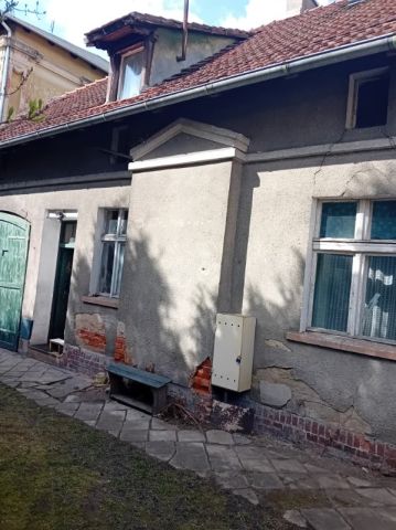 dom wolnostojący, 5 pokoi Góra, ul. Ludwika Hirszfelda. Zdjęcie 1