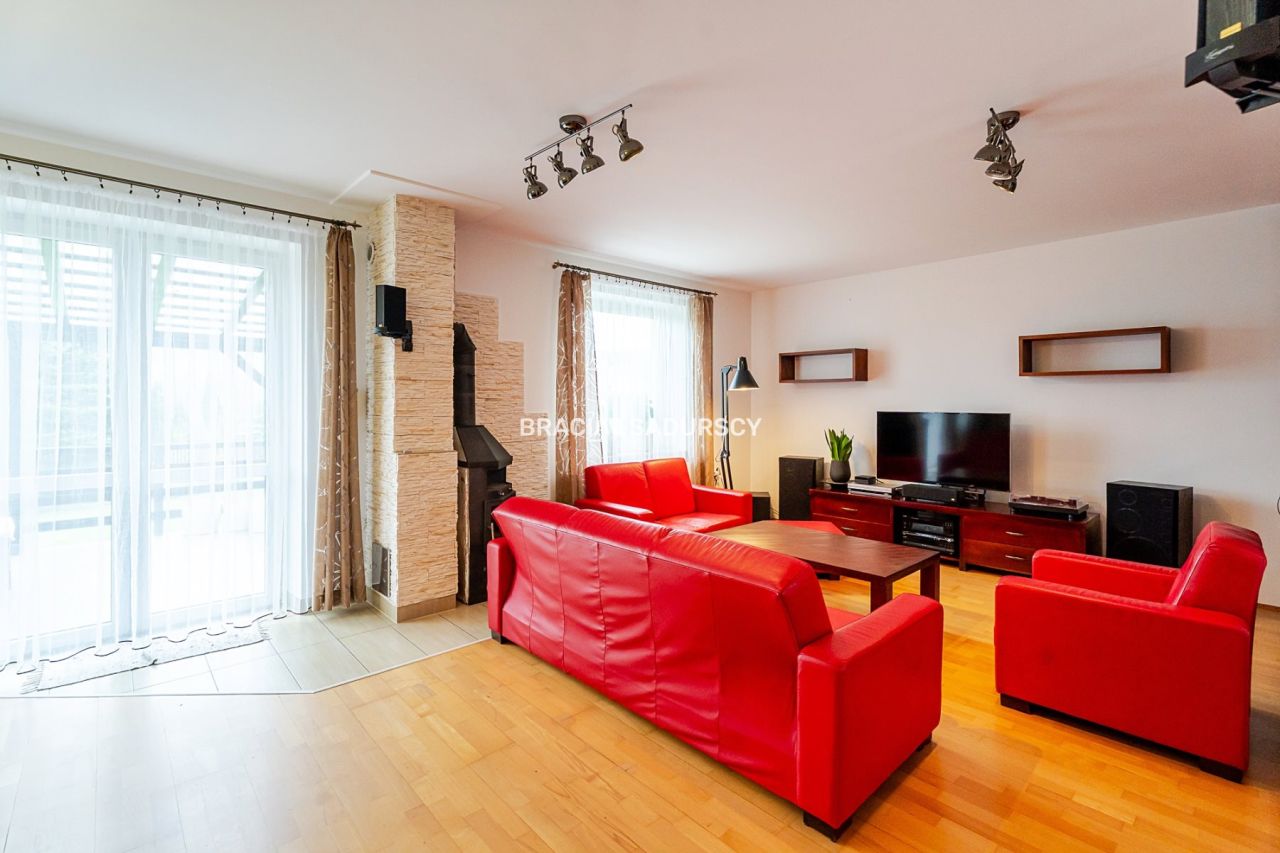 dom wolnostojący, 5 pokoi Marcyporęba, ul. św. Marcina. Zdjęcie 10