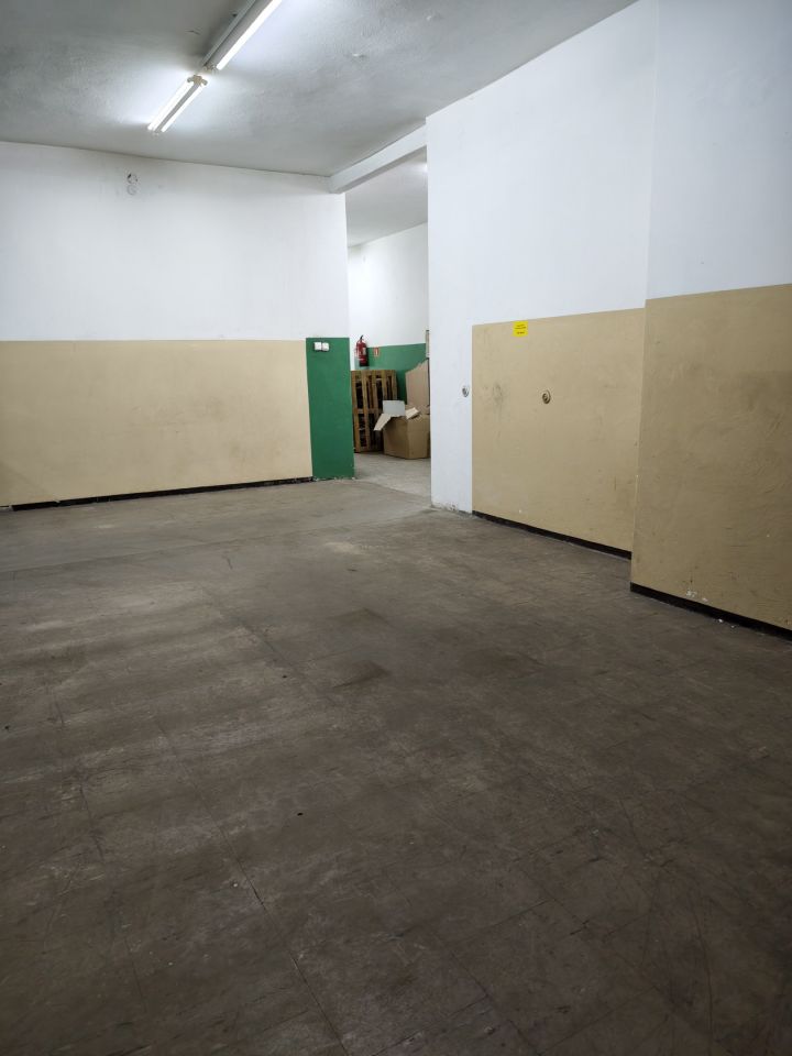 Hala/magazyn Pogórze Wądolec, ul. Zamek. Zdjęcie 8