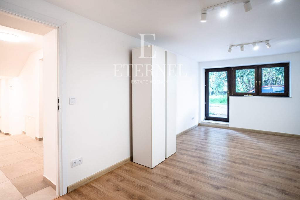 dom wolnostojący, 9 pokoi Aleksandrowice, ul. Radziwiłłów. Zdjęcie 17