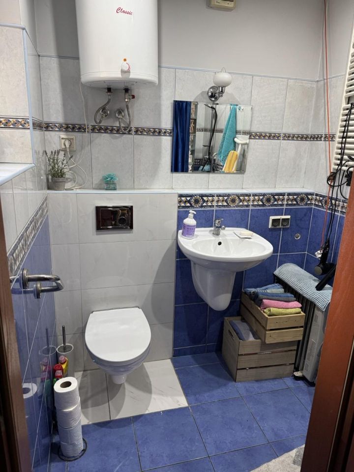 Mieszkanie 4-pokojowe Węgierska Górka, os. Wyzwolenia. Zdjęcie 5