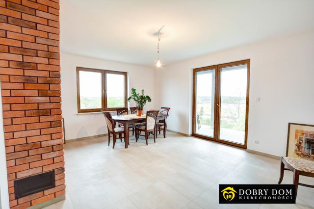 dom wolnostojący, 5 pokoi Goniądz. Zdjęcie 1