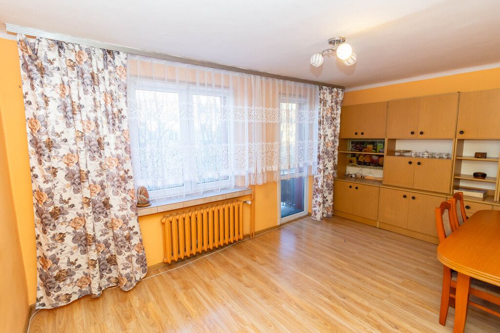 Mieszkanie 2-pokojowe Ostrowiec Świętokrzyski, os. Słoneczne. Zdjęcie 2