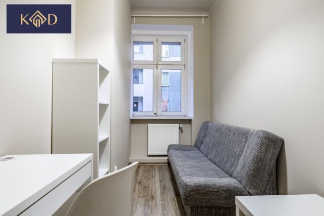 Pokój 4-pokojowe Poznań, ul. Mylna. Zdjęcie 2