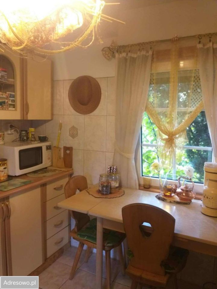 dom wolnostojący, 2 pokoje Wróblew. Zdjęcie 9