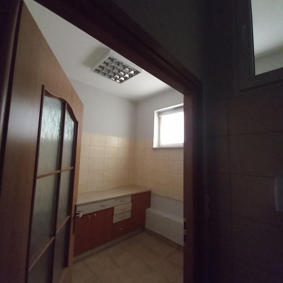 Lokal Kielce Centrum, ul. Chęcińska. Zdjęcie 11