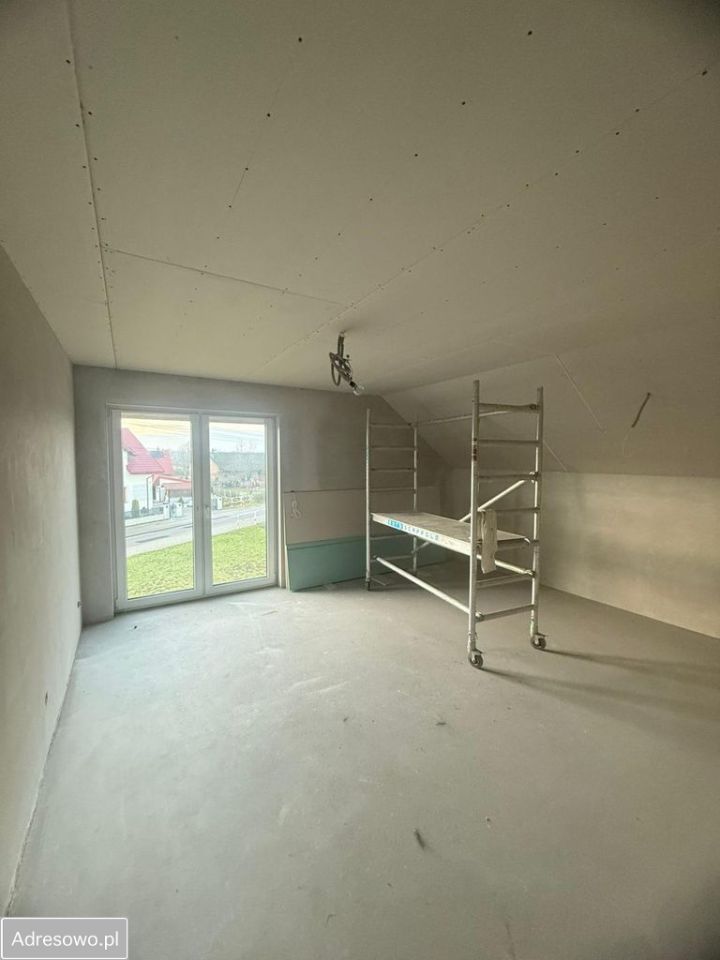 dom wolnostojący, 8 pokoi Ługi-Radły, ul. Szkolna. Zdjęcie 13