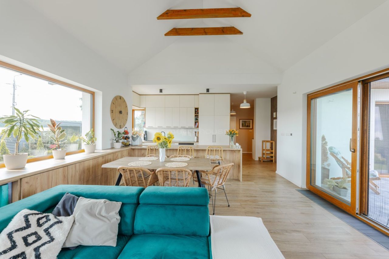 dom wolnostojący, 4 pokoje Szadki. Zdjęcie 4