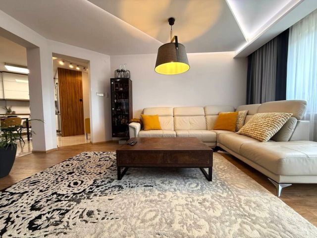 Mieszkanie 4-pokojowe Rzeszów, ul. Krośnieńska. Zdjęcie 3