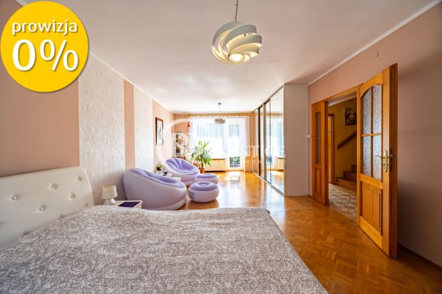 dom wolnostojący, 6 pokoi Obelzanki. Zdjęcie 18