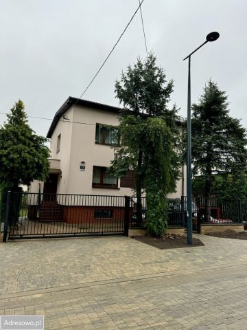 dom wolnostojący, 6 pokoi Łódź Widzew, ul. Wiślicka. Zdjęcie 1