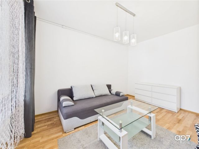 Mieszkanie 2-pokojowe Libertów. Zdjęcie 3