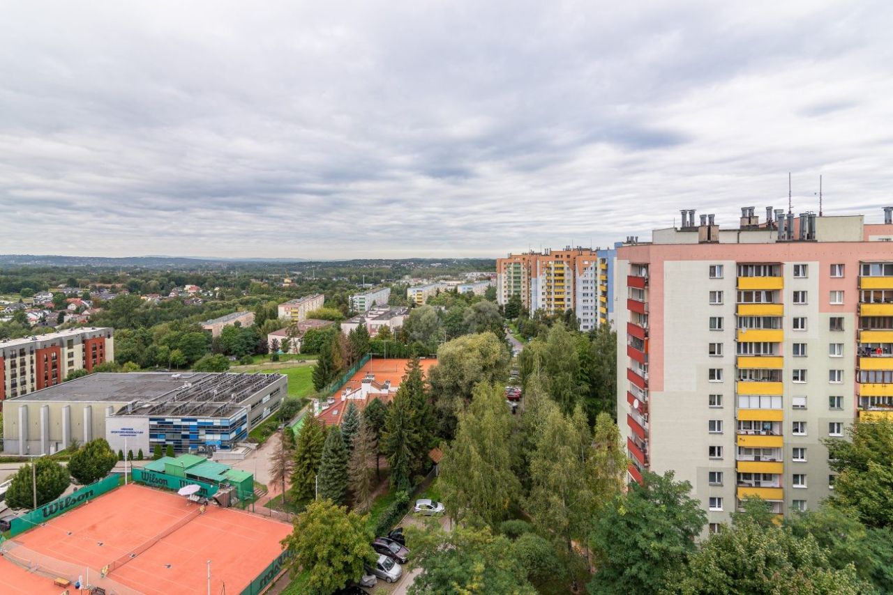 Mieszkanie 3-pokojowe Kraków Kurdwanów, ul. Marii i Bolesława Wysłouchów. Zdjęcie 13