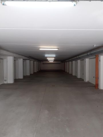 Garaż/miejsce parkingowe Zielona Góra Jędrzychów, Waszczyka. Zdjęcie 1