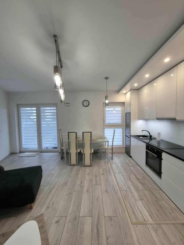 Mieszkanie 3-pokojowe Kraków Prądnik Biały, ul. Adama Vetulaniego. Zdjęcie 1