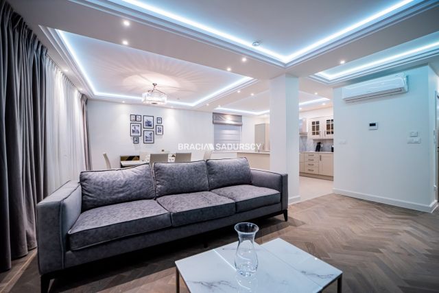 kamienica, 7 pokoi Żywiec, rynek Rynek. Zdjęcie 2