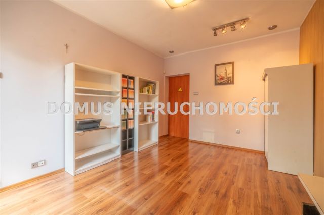 dom wolnostojący, 6 pokoi Justynów. Zdjęcie 26