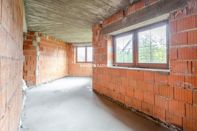 dom wolnostojący, 7 pokoi Śledziejowice. Zdjęcie 8