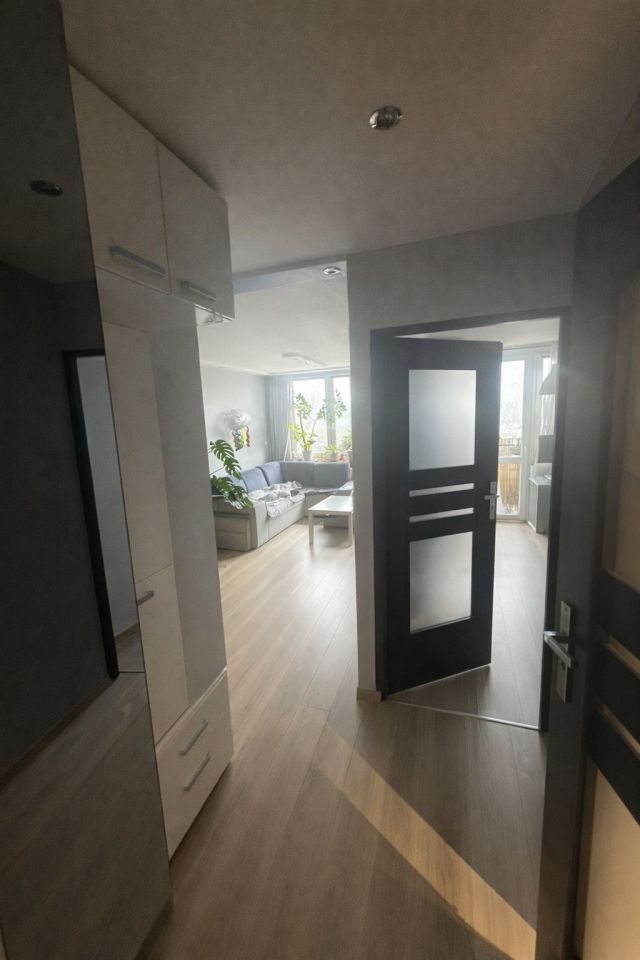 Mieszkanie 2-pokojowe Bielsko-Biała Złote Łany, ul. Ignacego Krasickiego. Zdjęcie 3