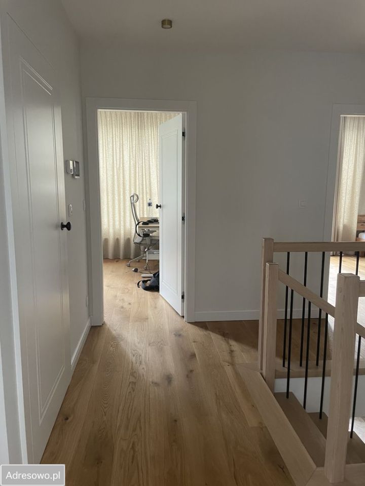 dom wolnostojący, 4 pokoje Józefów Centrum. Zdjęcie 13