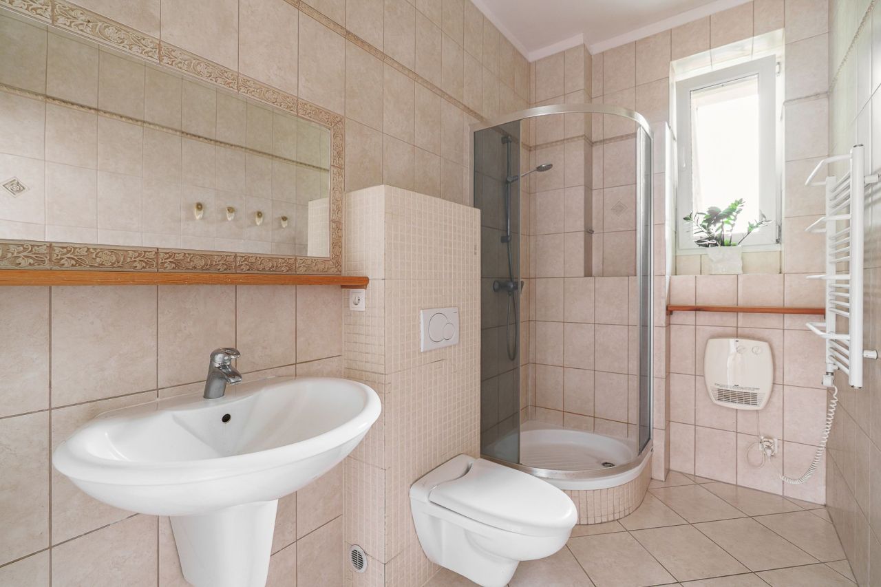 dom wolnostojący, 7 pokoi Murowana Goślina. Zdjęcie 9