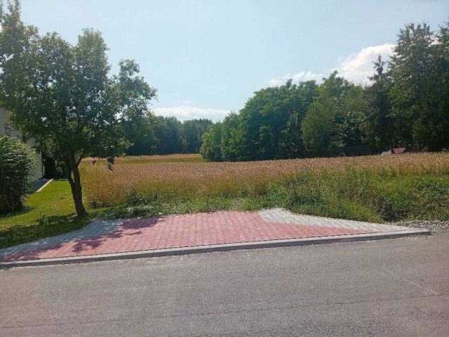 Działka budowlana Trąbki. Zdjęcie 1