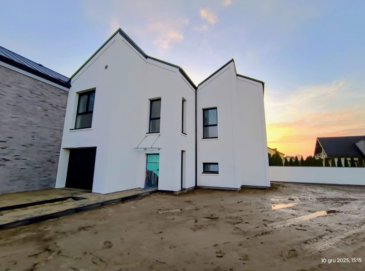 dom szeregowy, 4 pokoje Łady. Zdjęcie 2