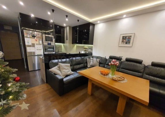 Mieszkanie 4-pokojowe Warszawa Targówek, ul. Montwiłłowska