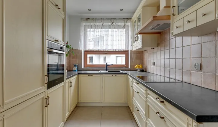 Mieszkanie 3-pokojowe Gdynia Mały Kack, ul. Strzelców