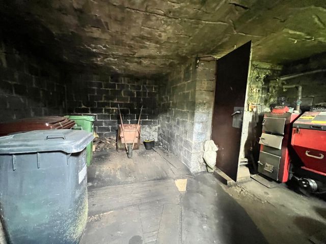 dom wolnostojący, 3 pokoje Popów. Zdjęcie 20